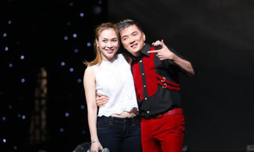 Sợ thiên hạ phán xét, Mr. Đàm học Mỹ Tâm giấu nhẹm người tình.