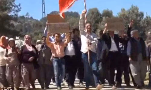 Những người đàn ông ở làng Üzümlü, Thổ Nhĩ Kỳ đứng trước nguy cơ ế vợ cả đời vì phụ nữ ở đây đều không chịu cưới trai làng.