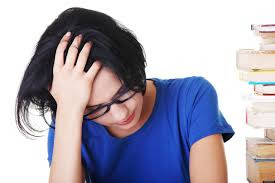 Mệt mỏi và thiếu năng lượng: Khi có quá nhiều độc tố, quá trình trao đổi chất sẽ bị chậm lại ở gan làm cơ thể thiếu năng lượng và khiến bạn luôn trong trạng thái mệt mỏi, thậm chí kiệt sức.