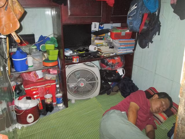 Ky la can nha nhieu dinh o pho co Ha Noi