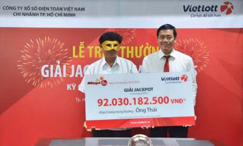 Vietlott lien tiep trao thuong The gioi chua co