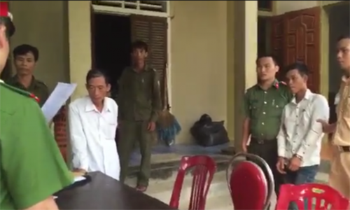 Hiep cu ba yeu rau xanh 9x cuoi cot khi bi bat