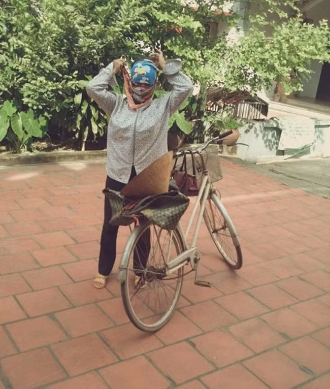 Theo Hòa Minzy, ngôi nhà giản dị ở vùng quê kinh bắc là nơi cô luôn tìm được niềm vui và sự bình an mỗi khi về.