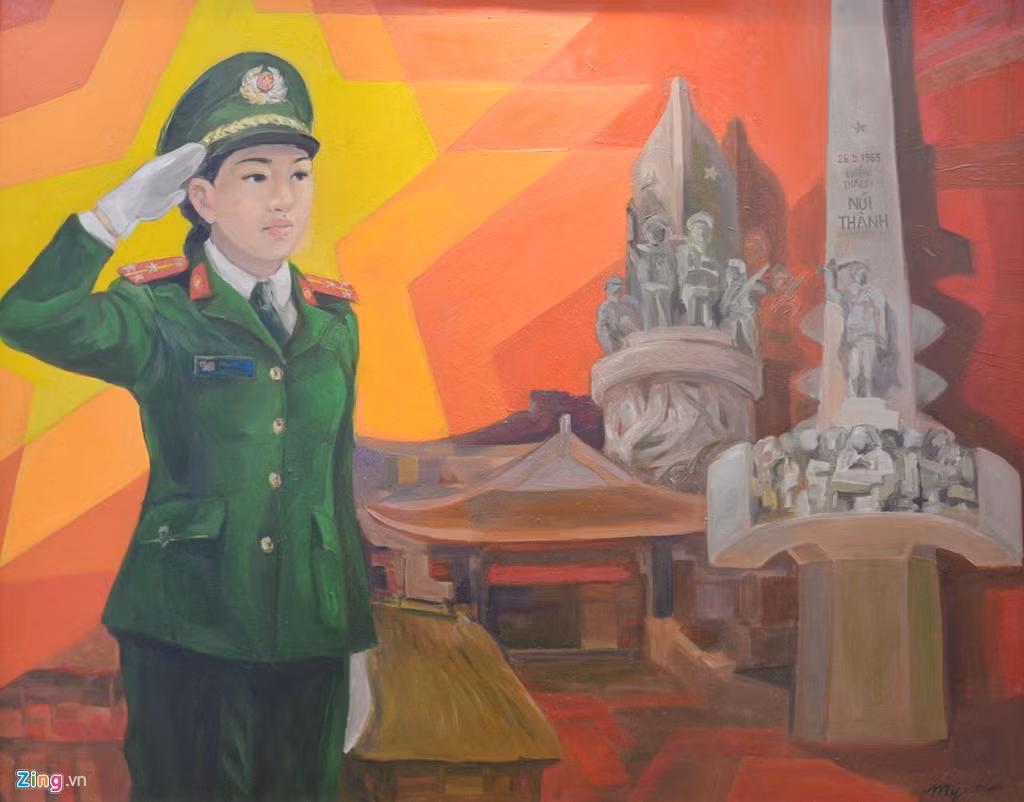 Những hình ảnh chân dung về chiến sĩ công an nhân dân được các họa sĩ khắc họa rõ nét. Nhiều họa sĩ đã thâm nhập các đơn vị thuộc các lực lượng trong hơn 2 tháng, để cho ra những tác phẩm chân thật nhất.