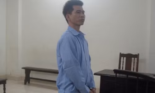 Nhan tam lua ban thieu phu vao dong quy voi gia 2 trieu