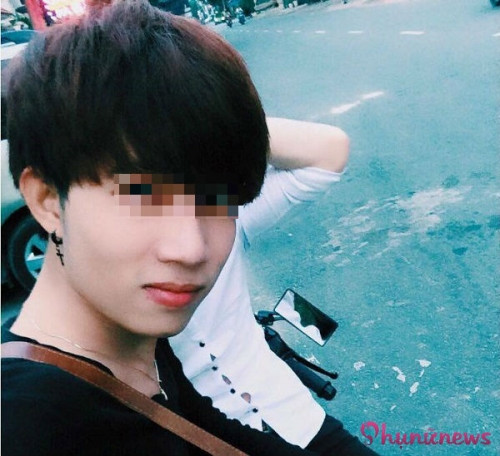 Phoi bay goc toi dang so chuyen nguoi dong tinh kiem an