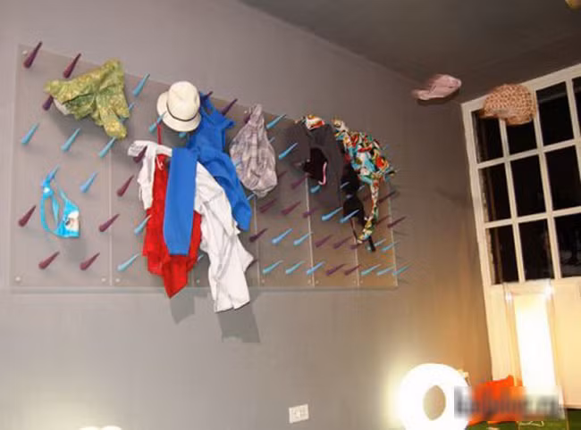 Móc treo đồ không cần tốn sức để treo.