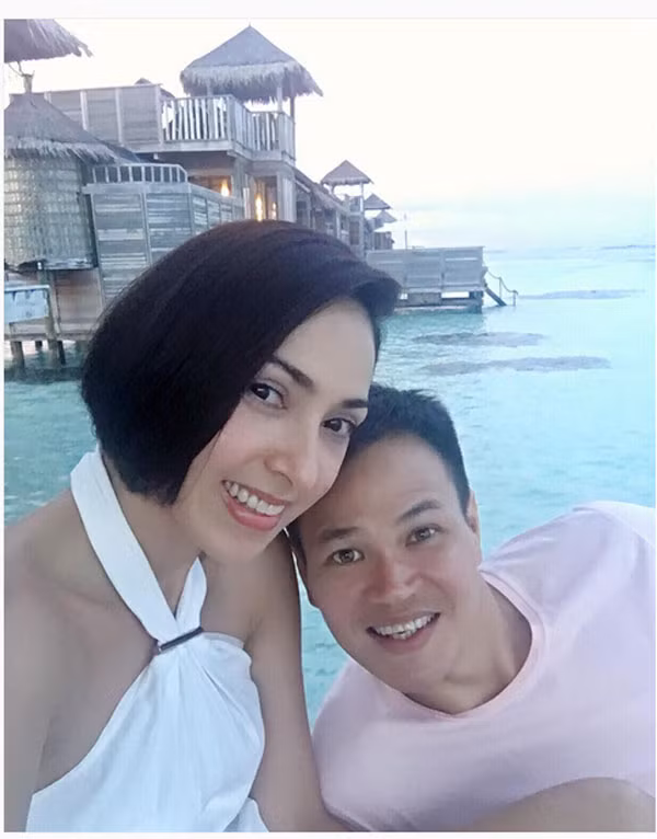 Còn đây là bố mẹ của cặp đôi đáng yêu này.