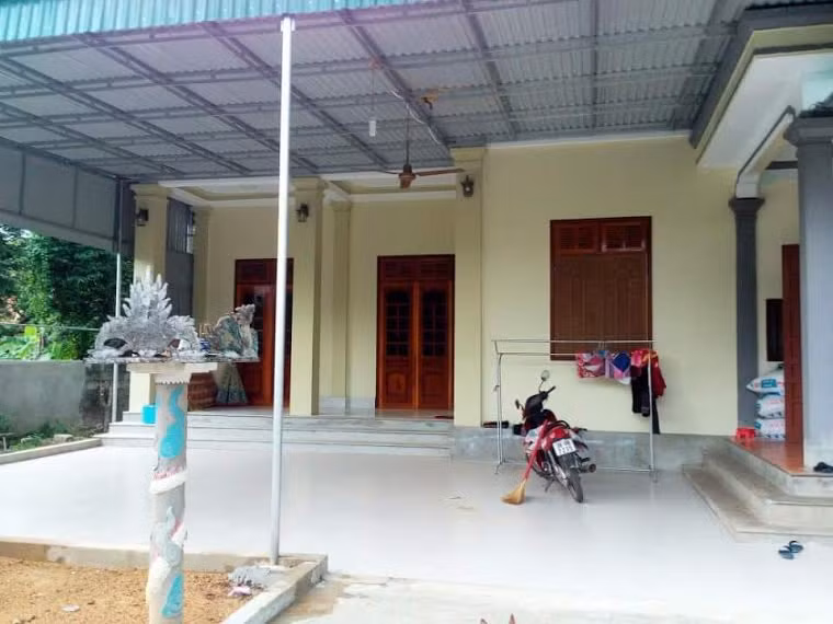 Do thuoc sau vao be nuoc dam cuoi Do khong thue loa-Hinh-2