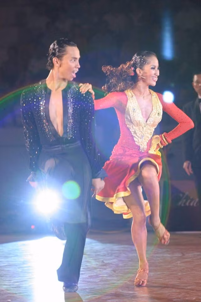 Sau chia tay, Chí Anh - Khánh Thi vẫn tôn trọng và dành cho nhau những tình cảm đặc biêt. Cả hai luôn động viên nhau trên con đường sự nghiệp, dõi theo nhau dù không còn gắn bó. Đó là mối quan hệ hiếm có trong giới showbiz Việt.