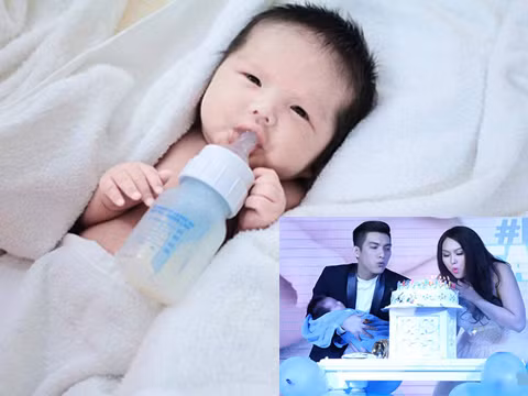 Cuộc sống gia đình của Phi Thanh Vân tan vỡ khiến không ít người bất ngờ và tiếc nuối. "Bà mẹ một con" chia sẻ vốn dĩ cô không muốn mọi chuyện lại ồn ào đến mức này nhưng hoàn cảnh bắt buộc cô phải trải lòng để tránh những hiểu lầm không đáng có và mong muốn mọi người có cái nhìn đúng về sự việc.