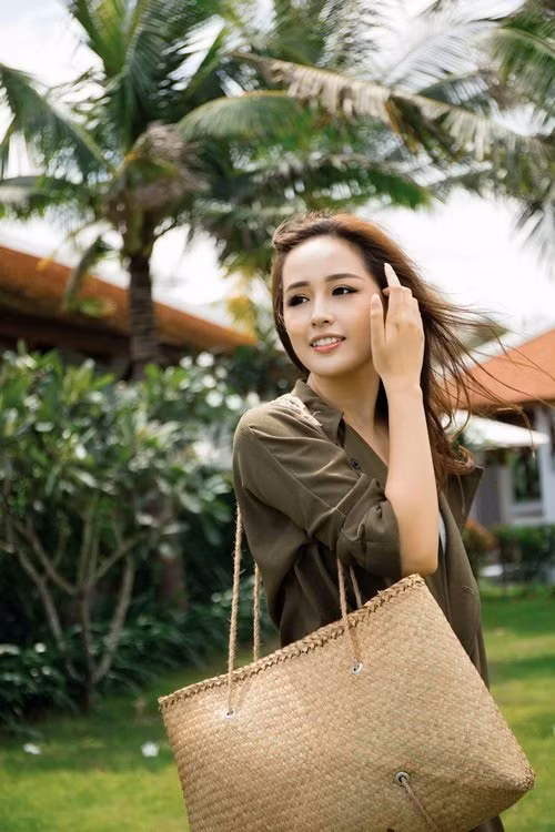 Sau 10 năm hoạt động giải trí và tập trung vào các hoạt động thiện nguyện, Mai Phương Thúy từng bước rút khỏi giới giải trí,showbiz để tập trung cho những dự án kinh doanh của bản thân.