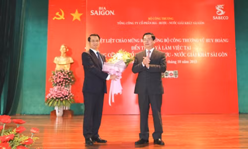 13 sep Sabeco chia nhau 11 ty luong thuong