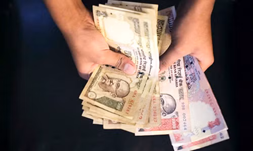 Gai mai dam An Do lao dao vi chien dich doi tien