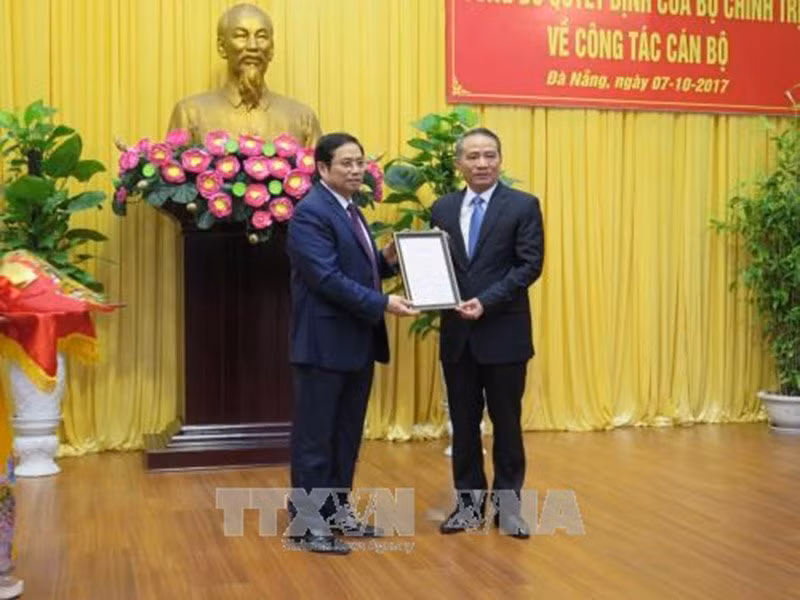 Khong dieu dong ve Trung uong can bo bi ky luat