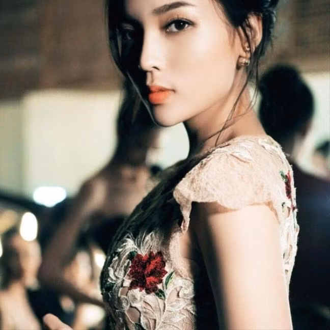 Góc ảnh này dường như khiến hoa hậu Kỳ Duyên đẹp lên gấp bội.