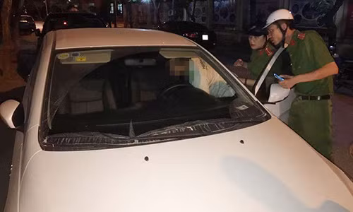 Hy huu: Bi benh nhan tam than an cap xe