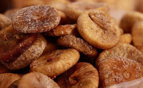 Chứa nhiều chất chống ôxy hóa: Các gốc tự do là nguồn gốc của bệnh tật. Để chống lại các gốc tự do, chúng ta cần một lượng lớn chất chống ôxy hóa (antioxidant). Do vậy, ăn sung là việc lý tưởng để bạn loại bỏ gốc ôxy hóa.