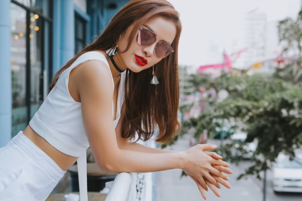 Phuong Trinh Jolie thua nhan phau thuat tham my