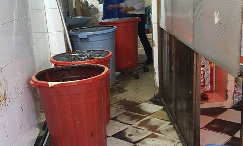 Hai hung cong nghe san xuat tuong ot bang nuoc la va hoa chat