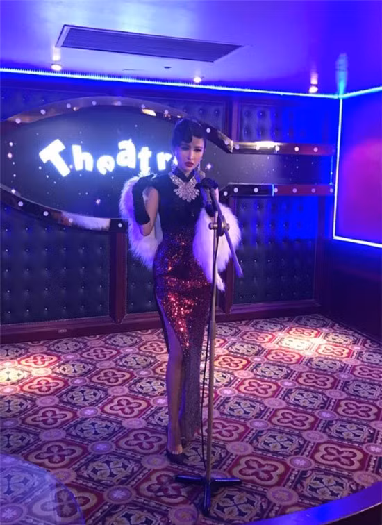 Những bộ cánh mang phong cách sang chảnh.