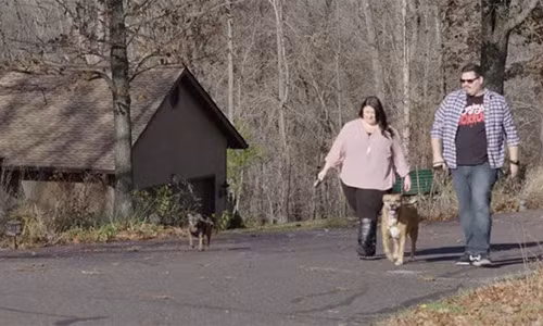 Nỗi khổ sở của cô gái Mỹ có 2 cơ quan sinh dục Noi kho so cua co gai My co 2 co quan sinh duc