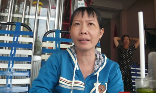 Suốt gần 3 năm qua chị Mai phải khổ vì phải nhận "búa rìu dư luận".