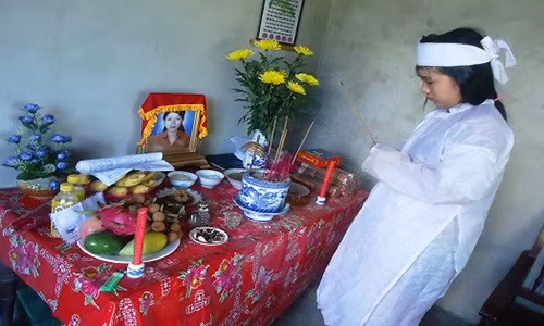 Toi ac rung ron cua cap song sinh giet nguoi, nhet thi the vao bao