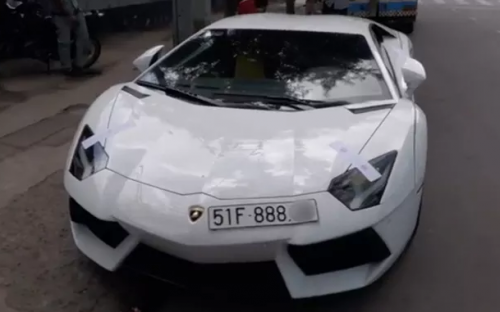 Sieu xe Lamborghini 26 ty do nham cho va cai ket dang