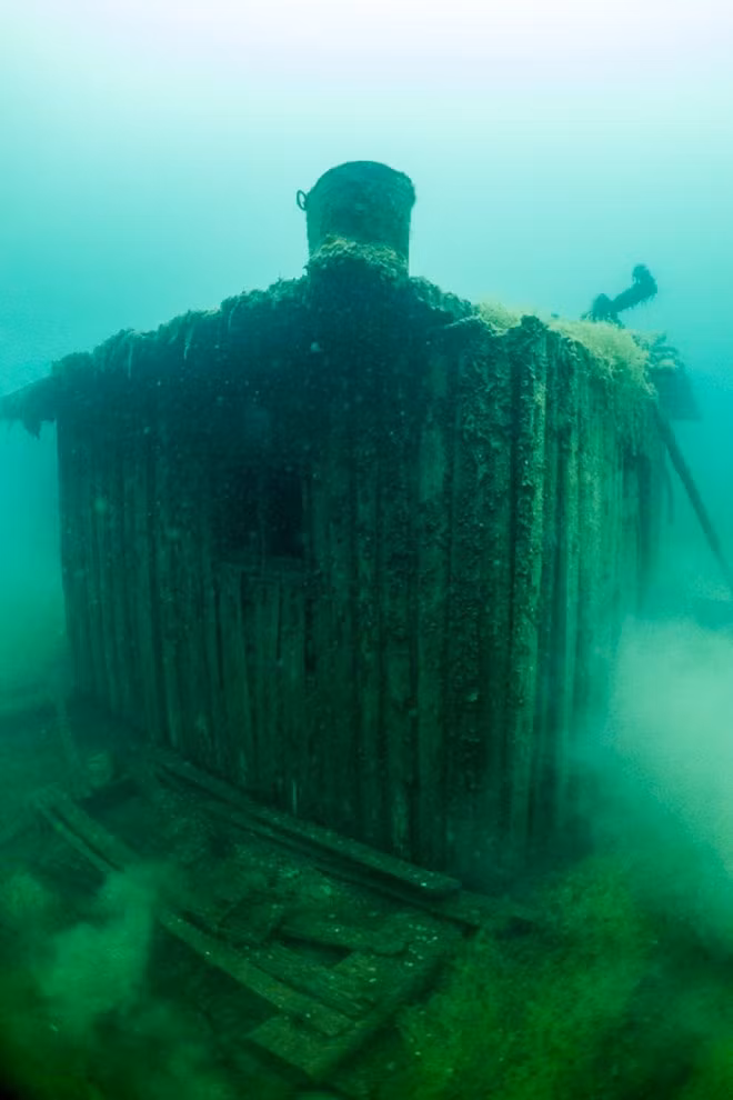 Tại đây từng xảy ra nhiều vụ tai nạn thậm chí tử vong nhưng đến nay nhà tù chìm trong nước vẫn là điểm khám phá ưa thích của nhiều người ưa mạo hiểm.