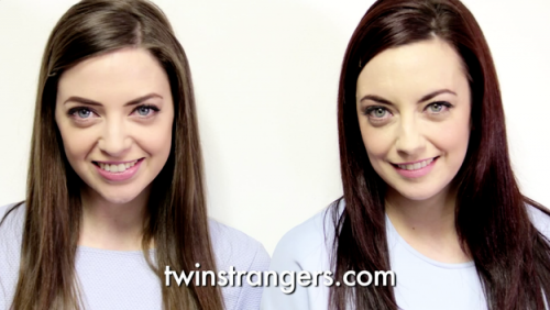 Niamh Geane và Karen Branigan giống nhau như hai giọt nước.