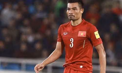 Cau thu thu 3 chia tay doi tuyen Viet Nam la ai