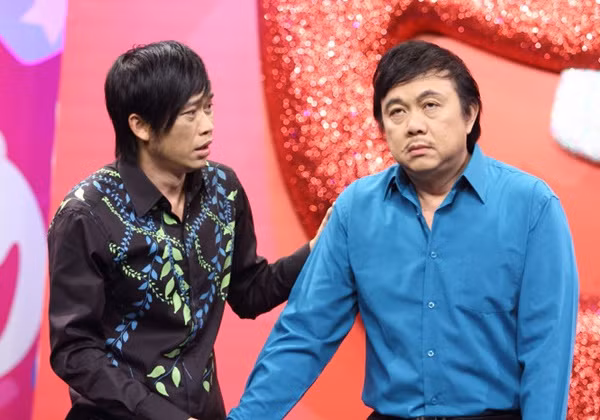 Anh em nghệ sĩ thường làm việc với Chí Tài đều biết anh cực kỳ mê tiền. Mỗi lần nhận cát xê, Chí Tài thường nói: "Tối nay về đếm tiền đã ha"! Nhưng điều thú vị là Chí Tài sẽ ngồi hí hửng đếm đi đếm lại cọc tiền đó rất nhiều lần dù biết nó không thiếu đồng nào.