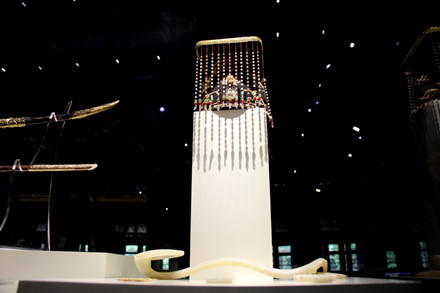 Hay những vật dụng phản ánh đời sống sinh hoạt, lễ nghi cung đình triều Nguyễn.