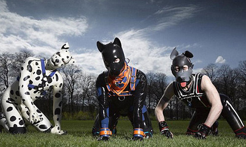 Cuoc song ki la cua nhung nguoi dan ong khat khao duoc lam… cho