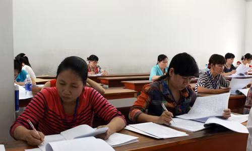 Sau 1 tuan cham thi THPTQG 2016: Khan hiem diem 9-10