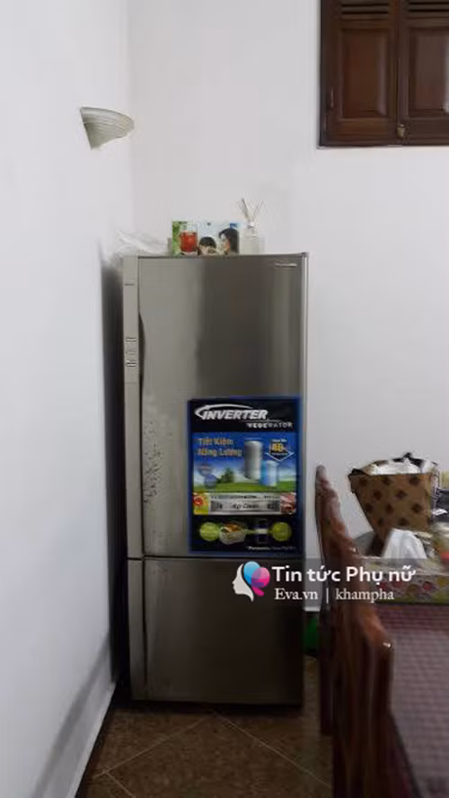 Bếp chật, đồ đạc bày trí không hợp lý tạo nên sự tù túng.