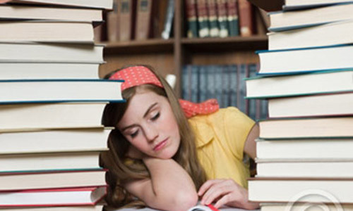 Một giấc ngủ ngon giúp bạn phục hồi năng lượng sau ngày dài mệt mỏi (Ảnh: Shutterstock)