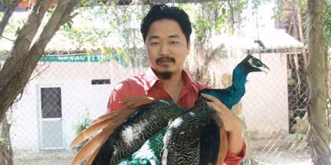 Chuyen cuoc doi it biet cua “ty phu vuon chim” Ha Nam