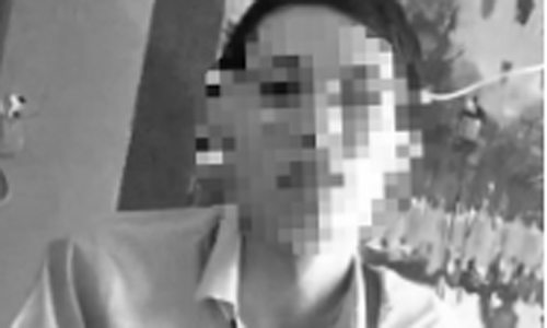 Suốt buổi gặp mặt, “cò” T. luôn khoác trên mình “nhãn mác”... làm việc thiện.