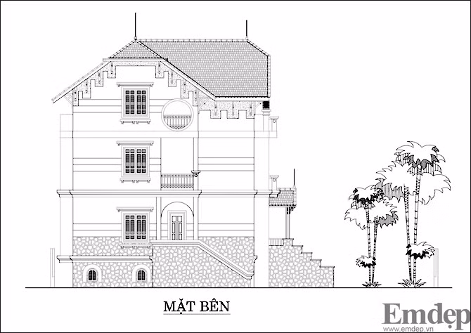 Mái ngói dốc mang lại nét mềm mại cho tổng thể ngôi nhà.