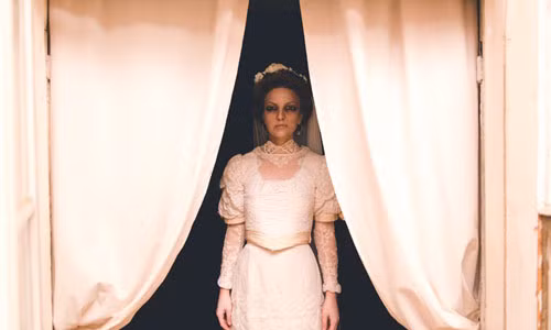 Rung ron phim kinh di 