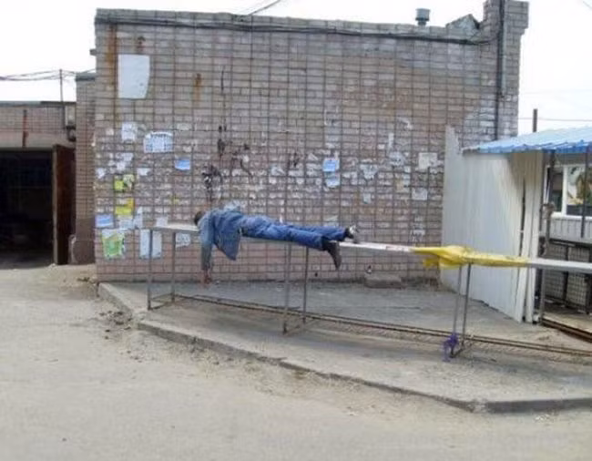 Nằm ngủ đây là an toàn rồi.