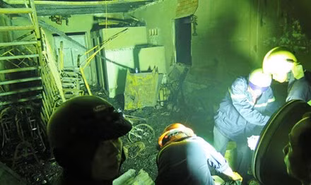 Chay can gac go, 6 nguoi trong gia dinh chet tham