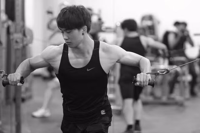 Thể hình săn chắc của 9X hiện tại.