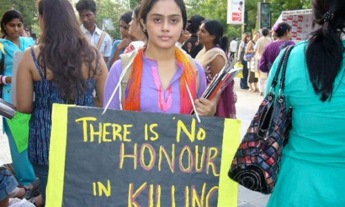 Biểu tình phản đối nạn "giết người vì danh dự" ở Pakistan.