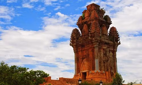 Ly Thuong Kiet nam chinh dai pha Chiem Thanh the nao?