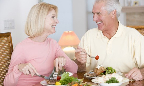 Cam ky phong thuy phong ngu cho nguoi cao tuoi