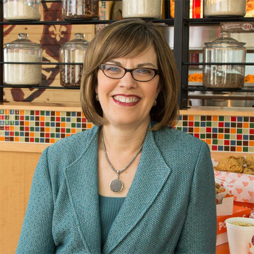 Cheryl Bachelder - CEO của Popeye’s Louisiana Kitchen. Để phù hợp với phong cách doanh nhân bận rộn, Bachelder lựa chọn thực đơn bữa sángkhác nhau, tùy thuộc vào việc cô đang ở nhà hay đang ở nơi công tác.