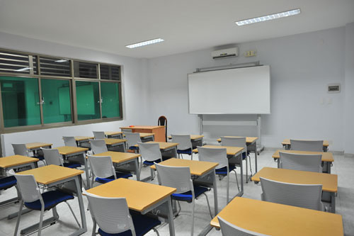 Khong nen son mau tram cho phong hoc cua con tre